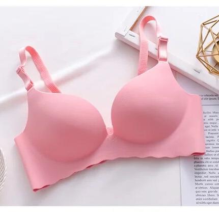 Soutien-gorge liftant pour un galbe naturel en toute discrétion